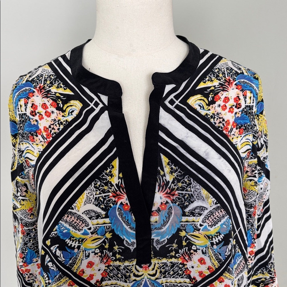 Twelfth Street by Cynthia Vincent 100% Silk Patterned Blouse SzS - Picture 2 of 10